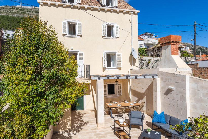 Stunning Holiday House Old Town