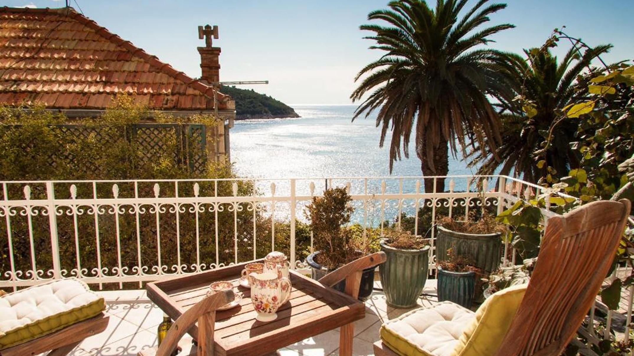 Leo D. — Trosobni apartman "Secret Garden"