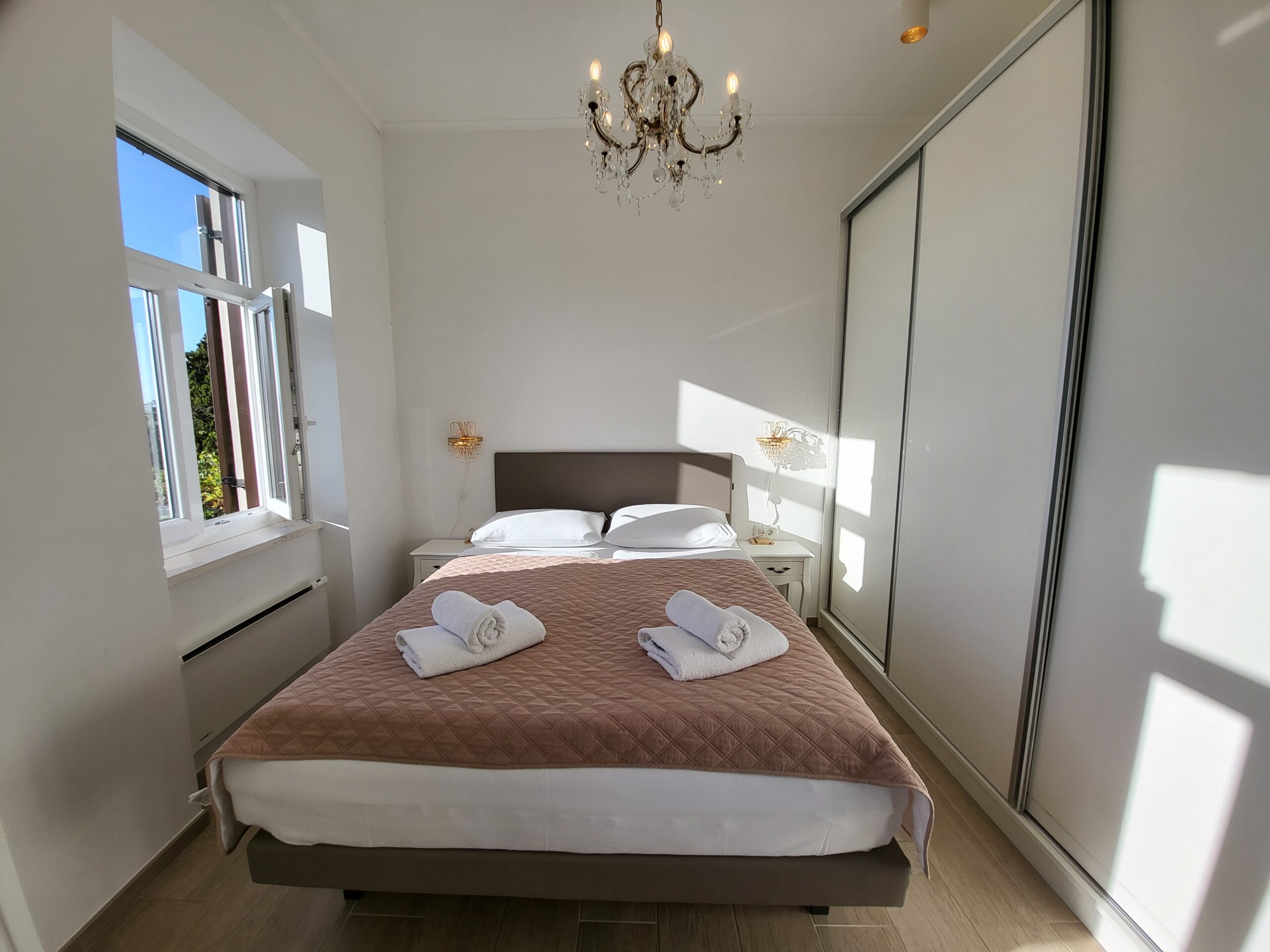 Alex 1BR Apartment w/Sea view - 8