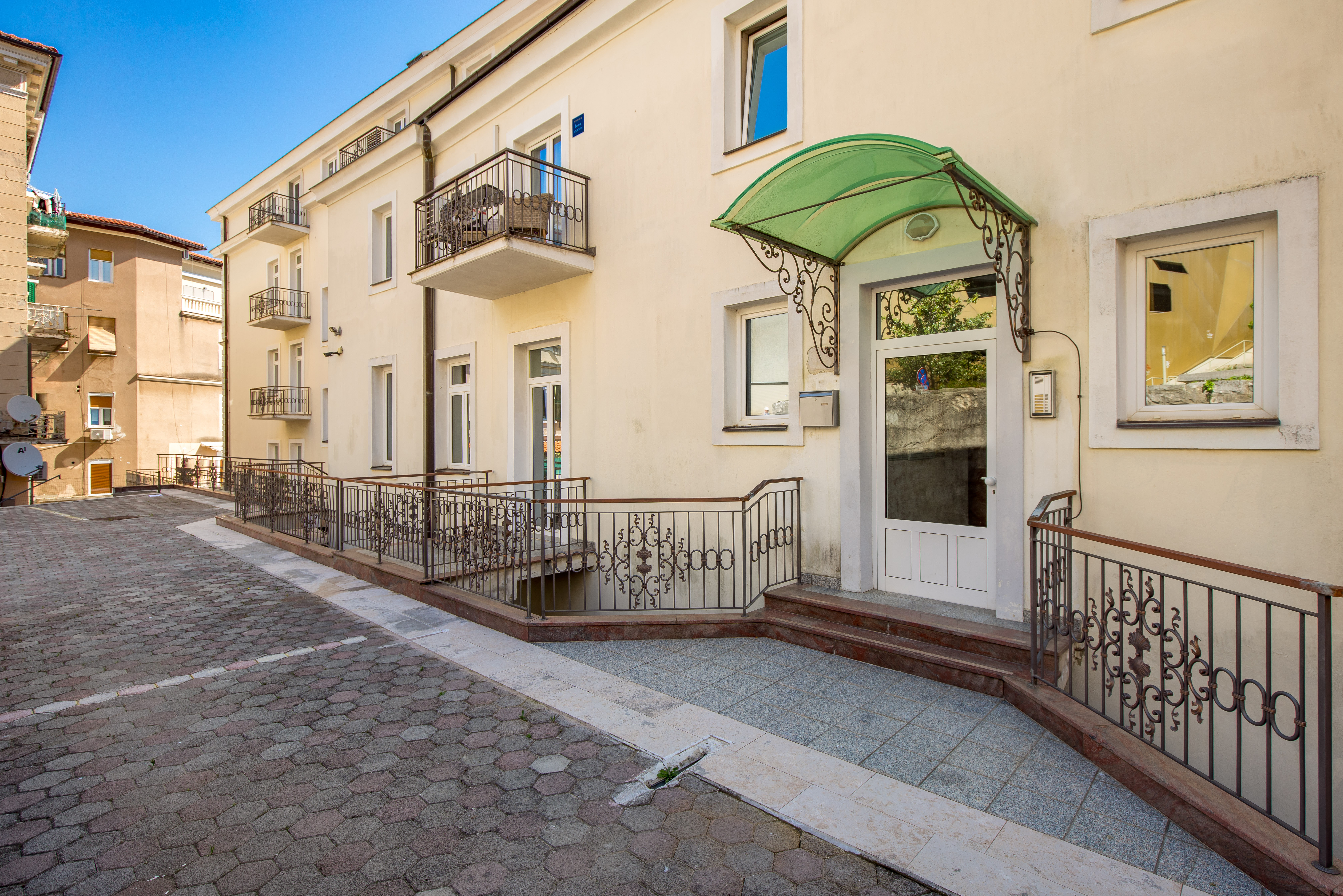 Apartment Marina - Sea view and Private Parking - 3