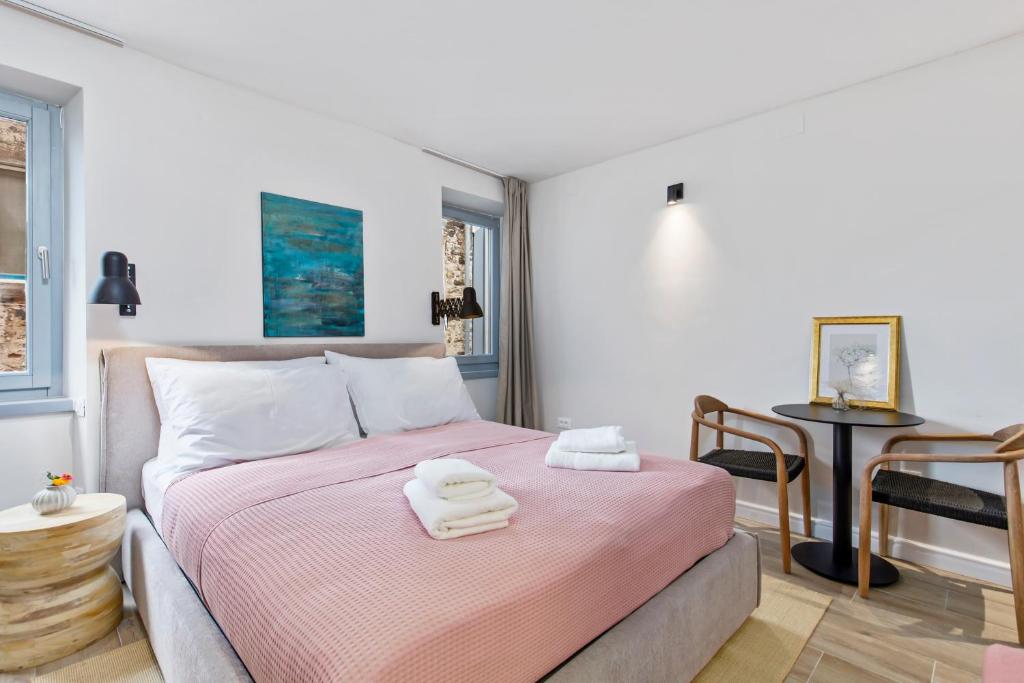 Standard Double Room @ Blubini Heritage House