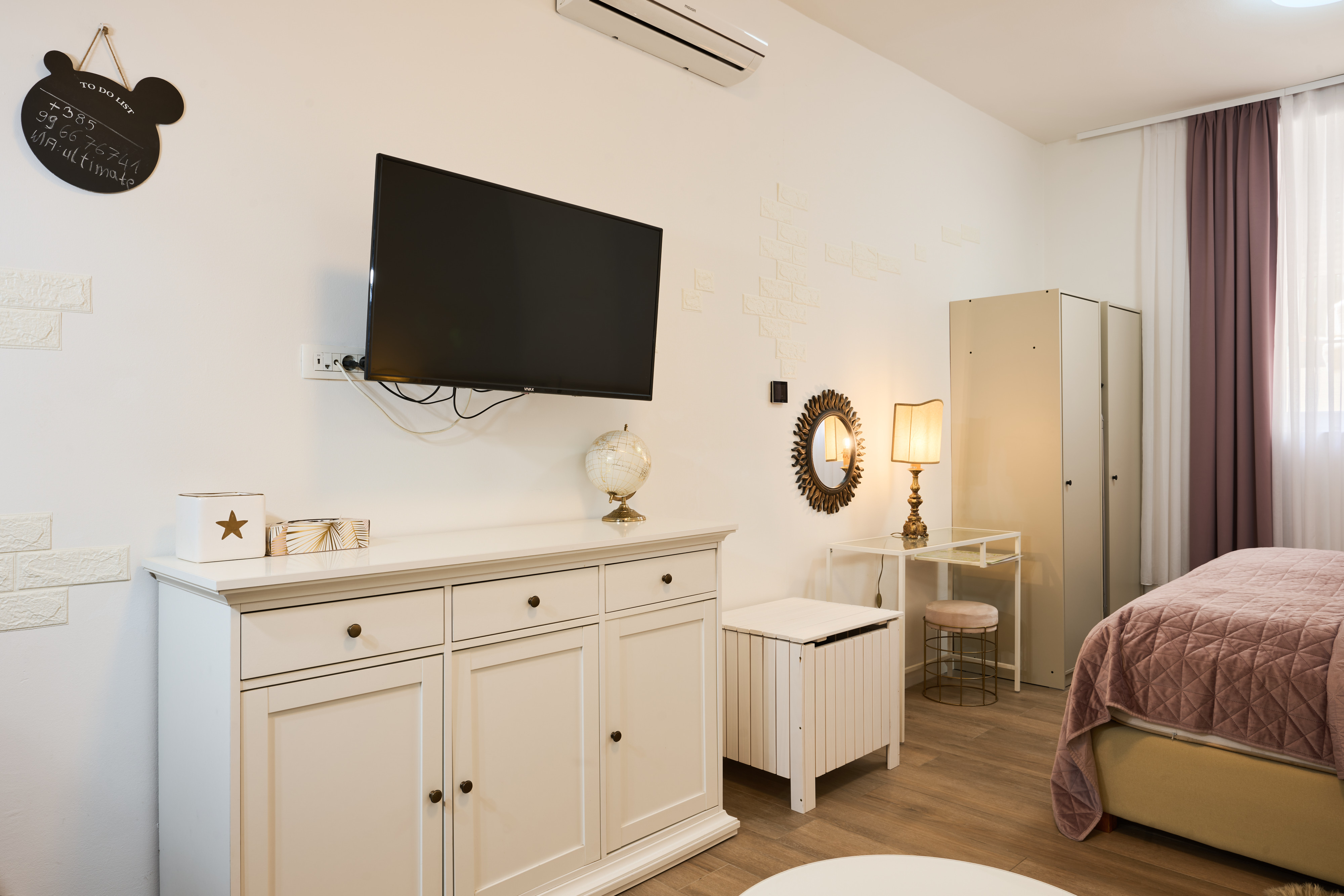 City Pulse Studio Apartment in the City Centre - 5