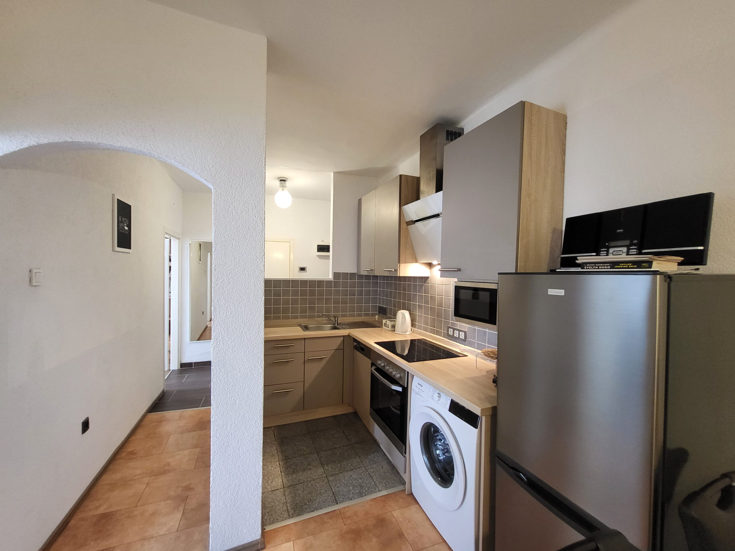 Evie 1BR Apartment - 6