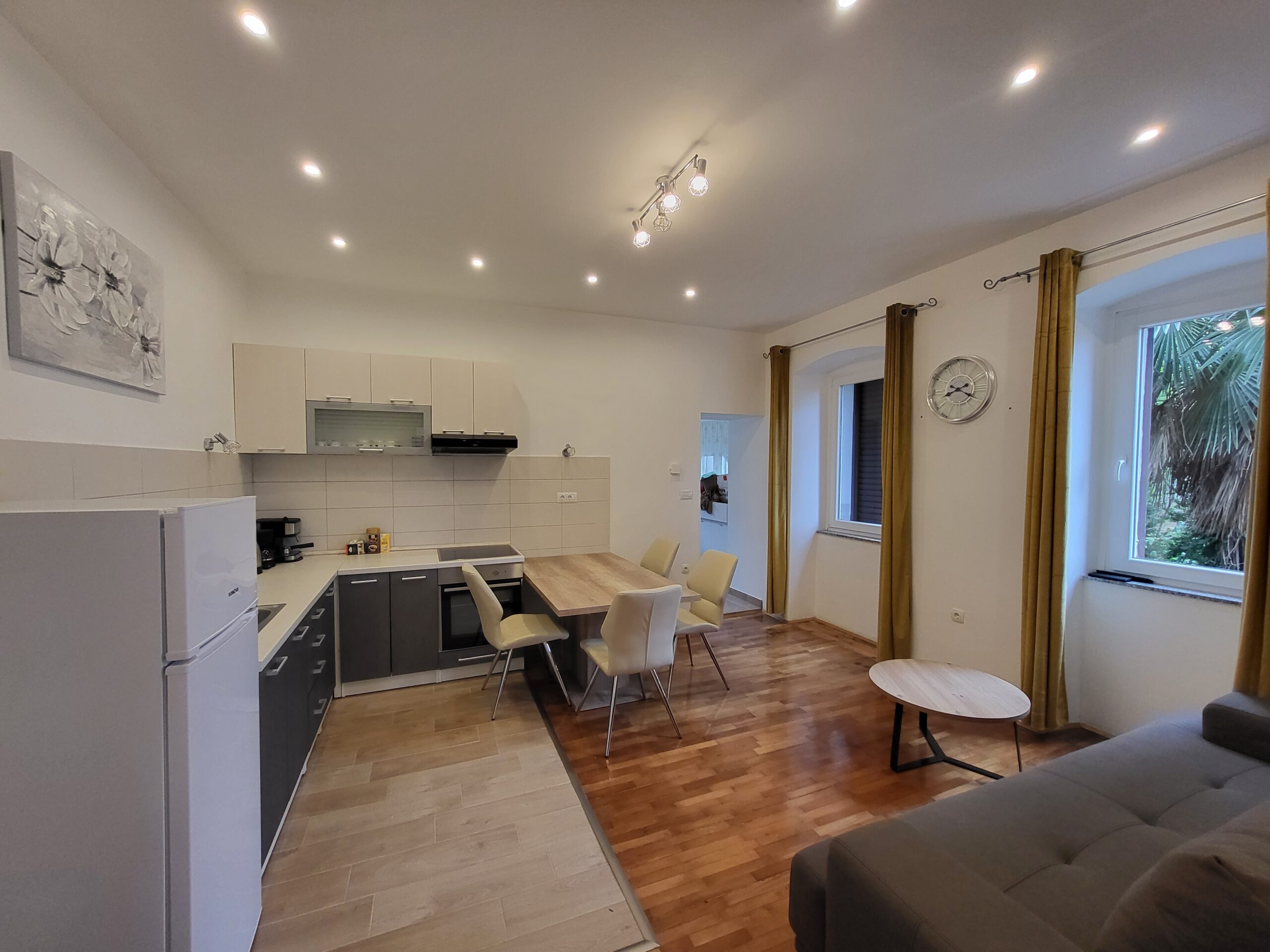 Lucky 2BR Apartment - 6