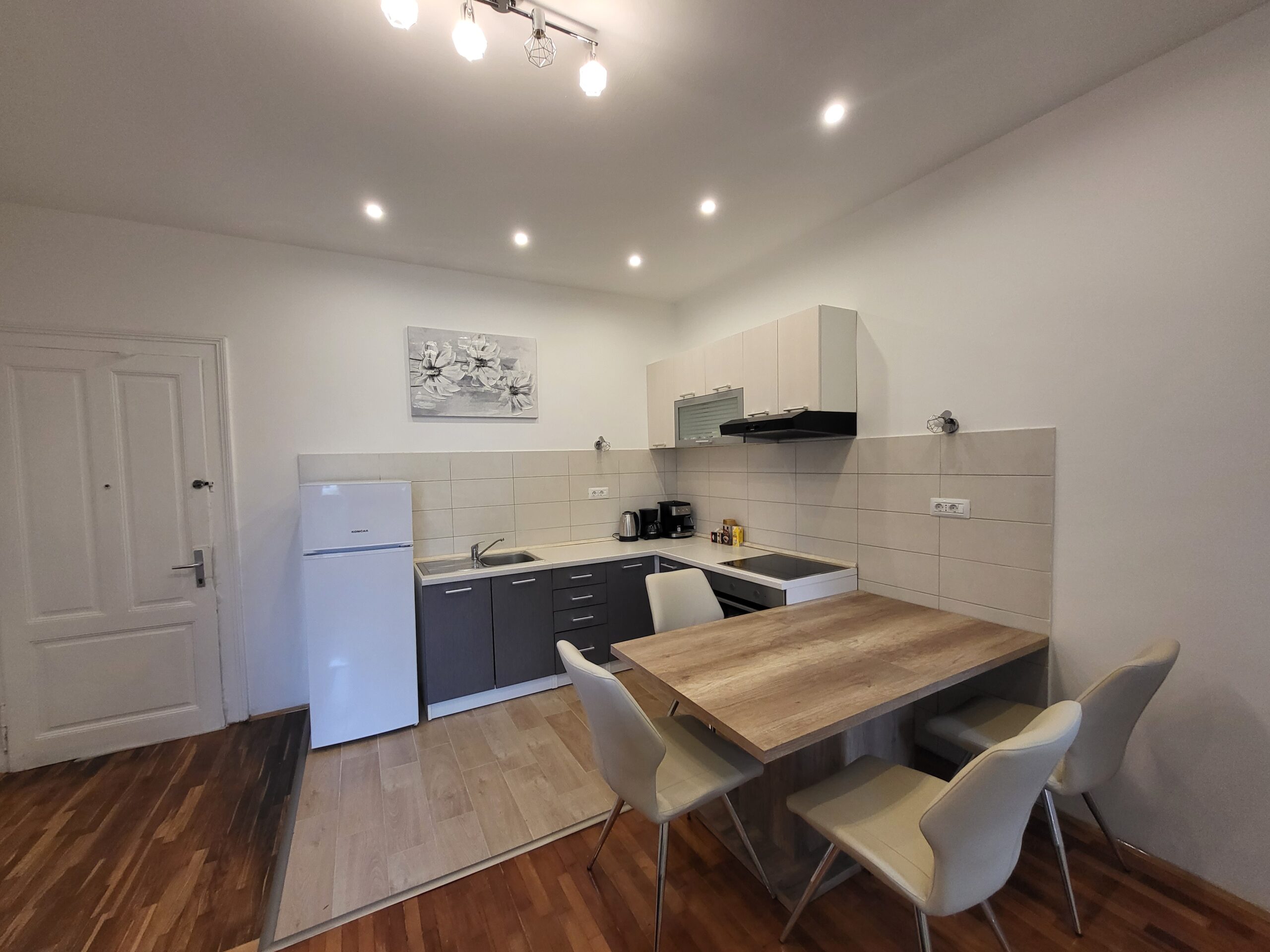 Lucky 2BR Apartment - 8