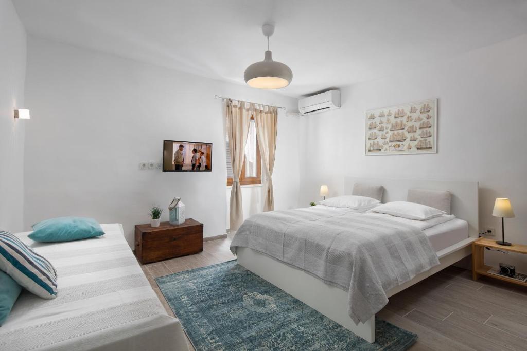 Porpor 1BR Apartment in Old Town