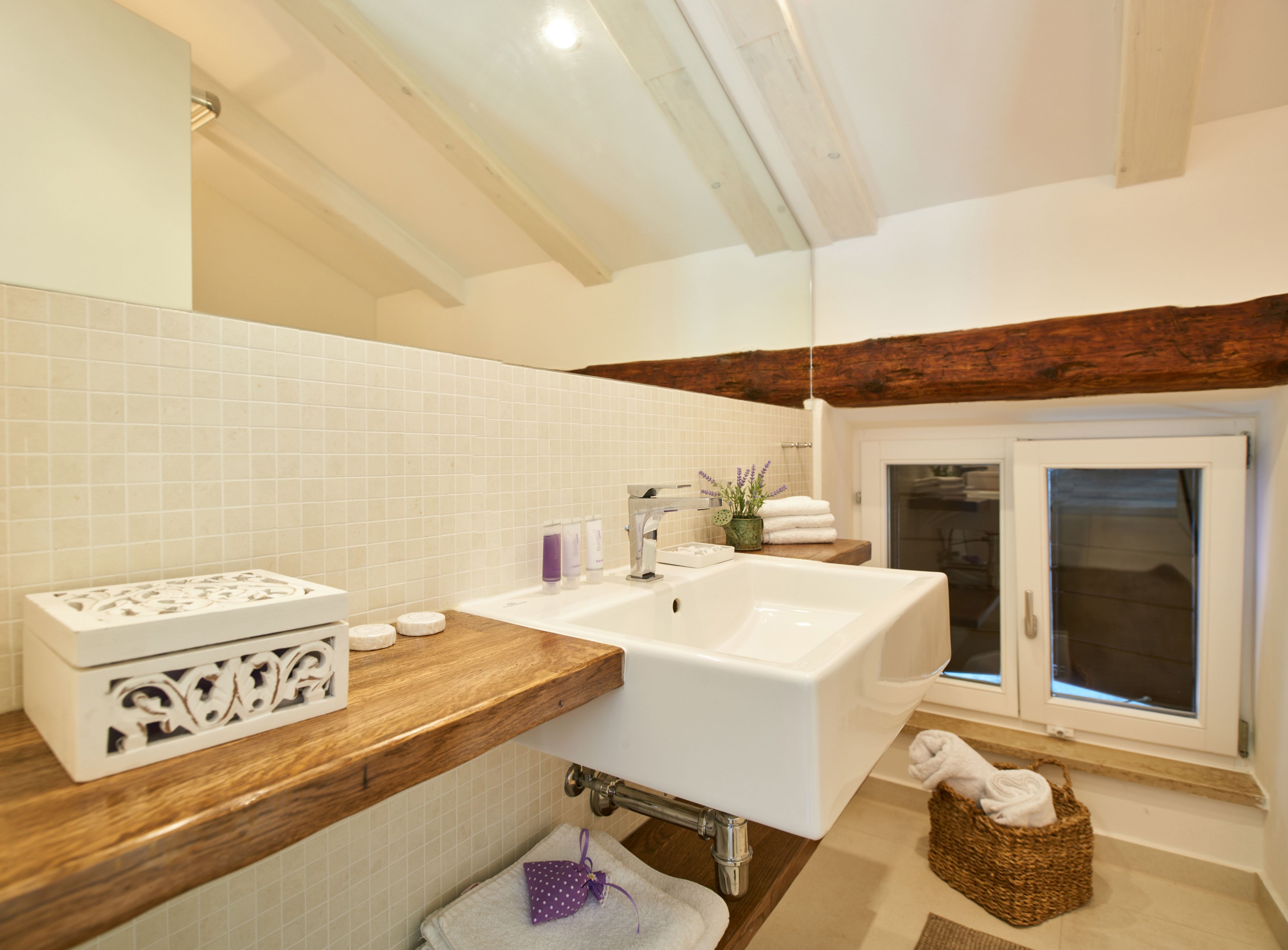Old Town Splendid 2BR - 3