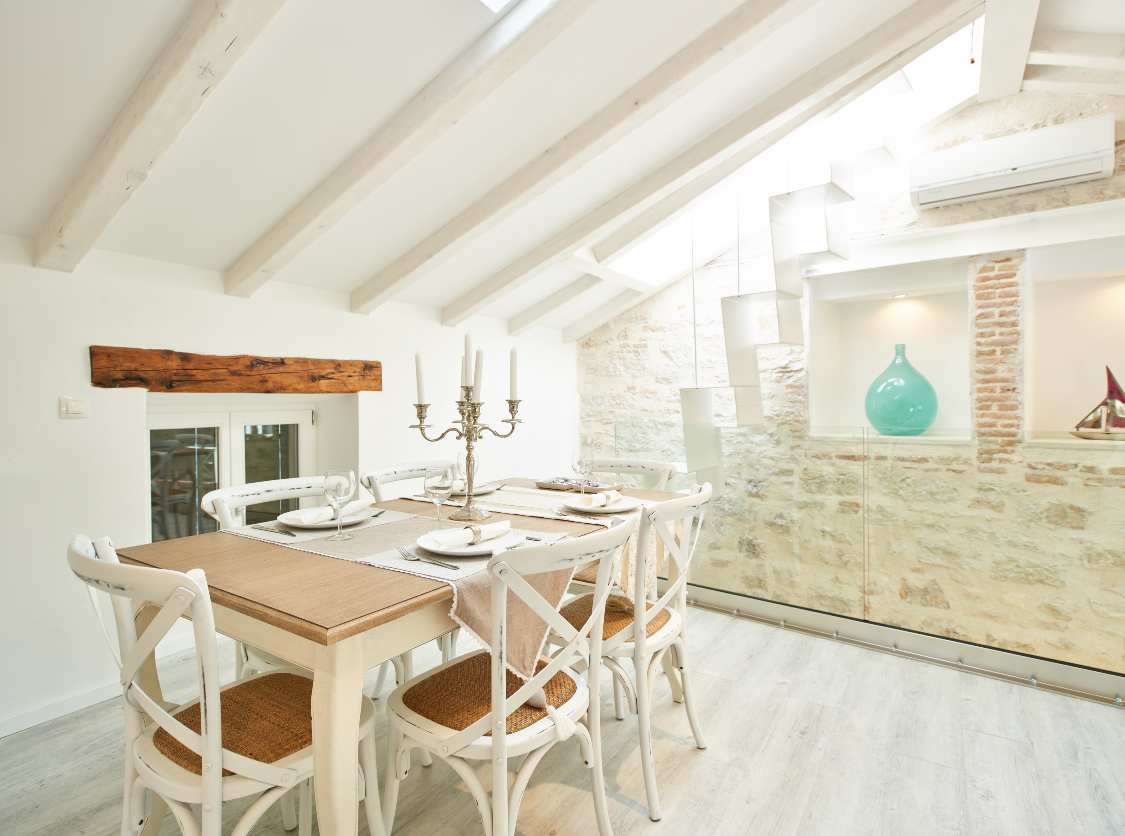 Old Town Splendid 2BR - 6
