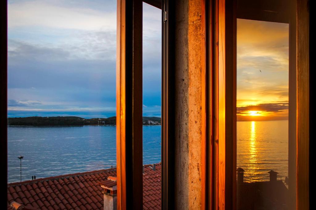 Rovigno Bella Sea View Apartment - 8