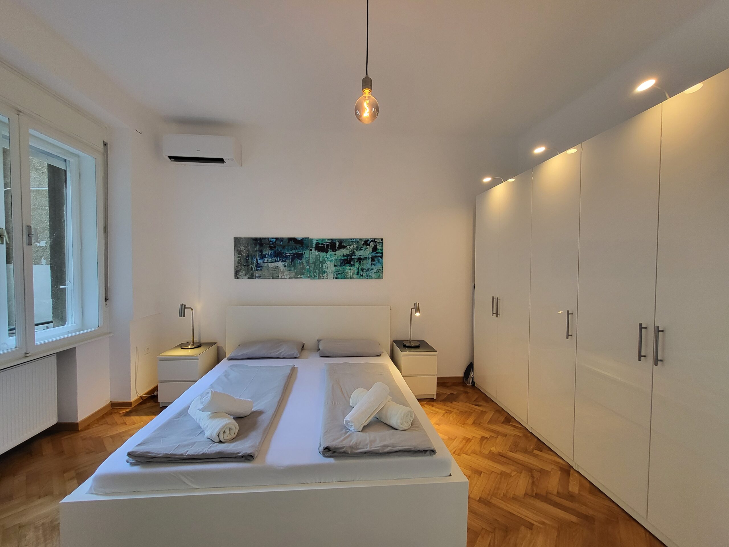 Urban Suite 2BR Apartment - 4